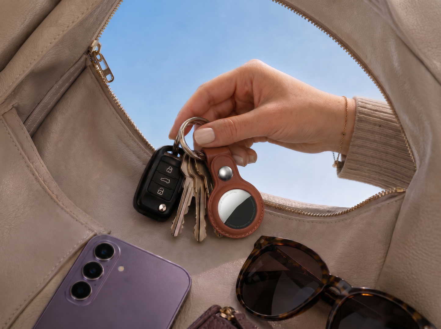 Elegant leather AirTag keychain